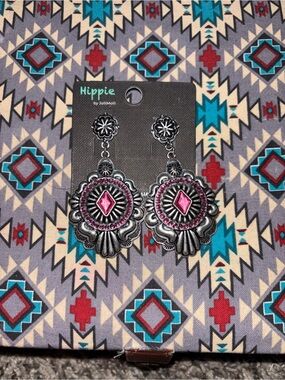 Hippie Pink Stone Silver-Tone Western Dangle Earrings